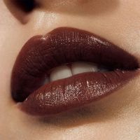 Dazzle Nights Satin Shine Lipstick | Dominance 504 | Mádara | Pflegender Lippenstift